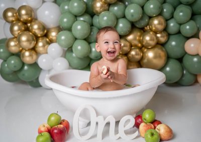 London, Enfield, Southgate, Baby, Newborn, Maternity, Cake Smash Photographer, Seda Koca