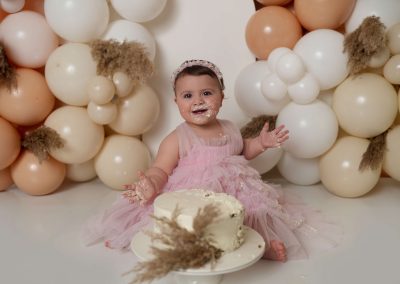 London, Enfield, Southgate, Baby, Newborn, Maternity, Cake Smash Photographer, Seda Koca